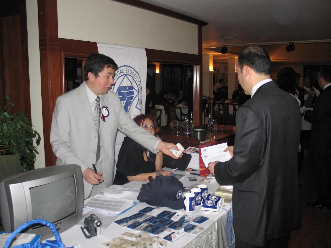 16/04/2005 Geleneksel Mezunlar Yemeği