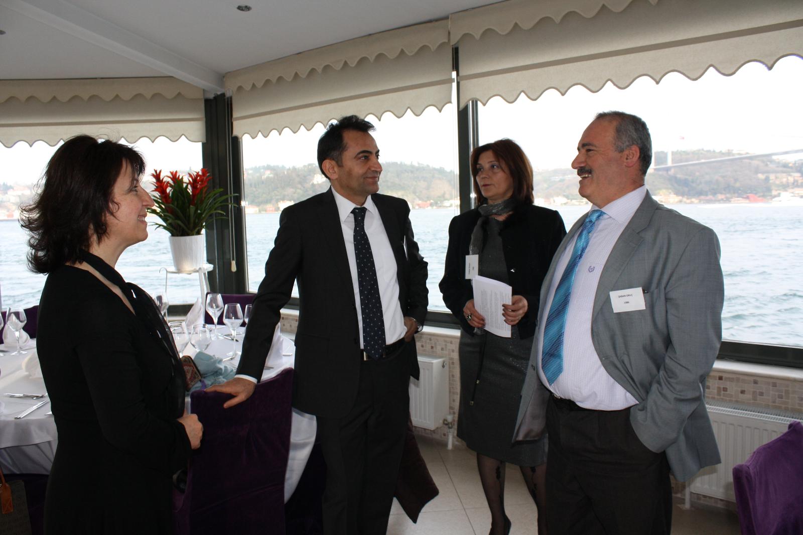 16/04/2011 Geleneksel Mezunlar Yemeği