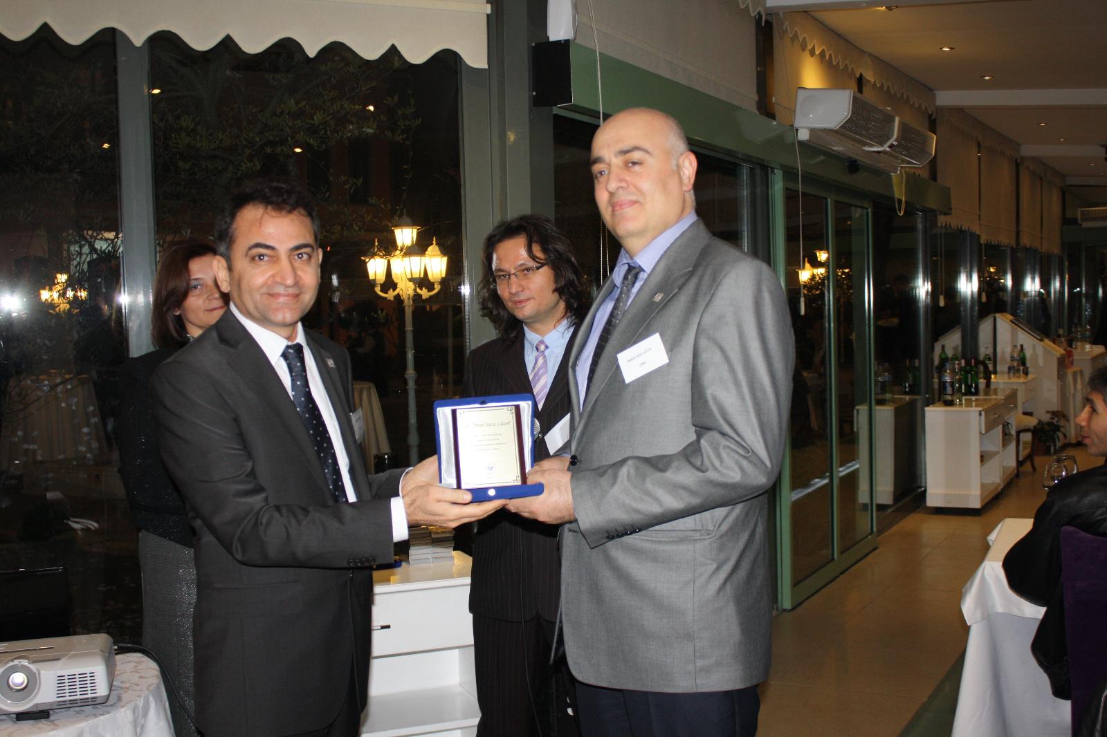 16/04/2011 Geleneksel Mezunlar Yemeği