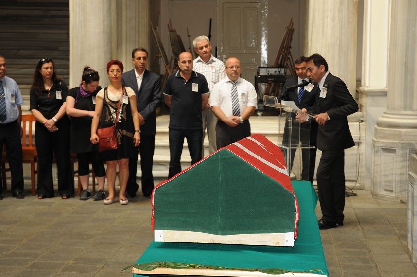 08/07/2011 - Ersan İLAL Hocamızın Cenaze Töreninden