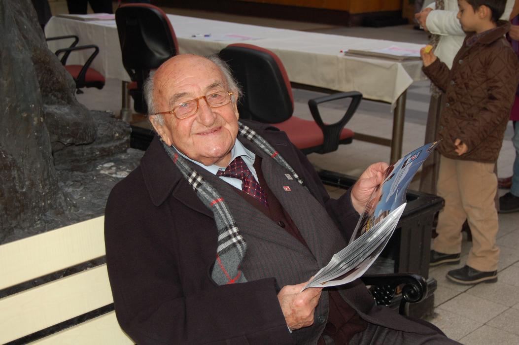 26/11/2011 Mezunlar Buluşması