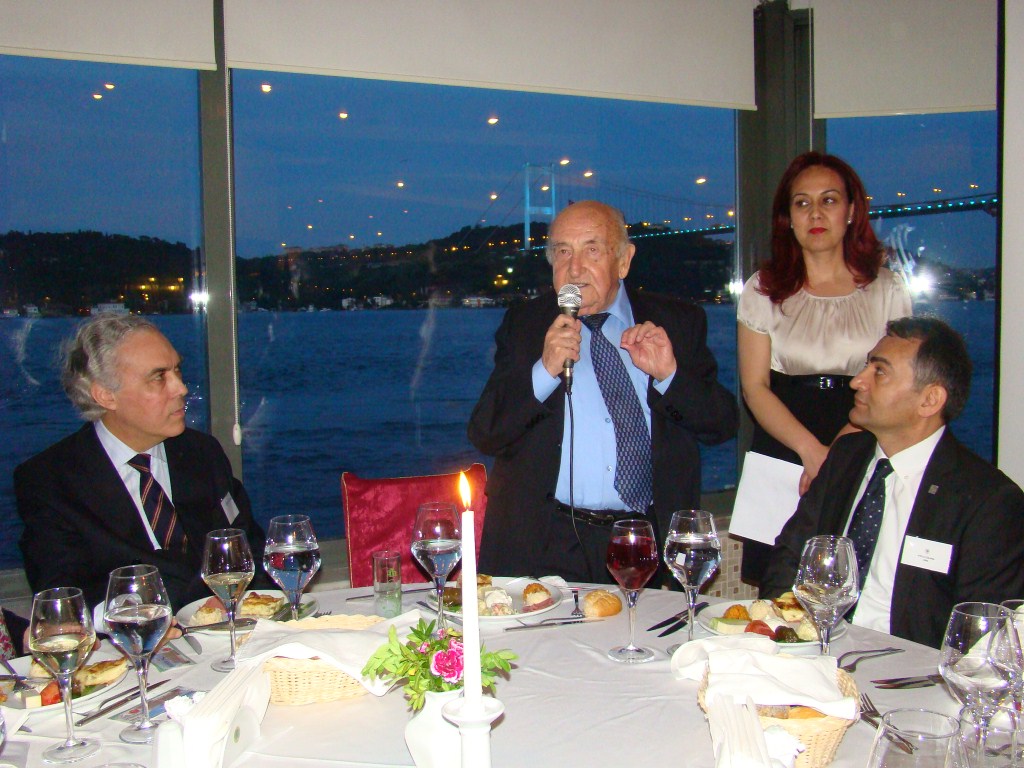 26/05/2012 Geleneksel Mezunlar Yemeği