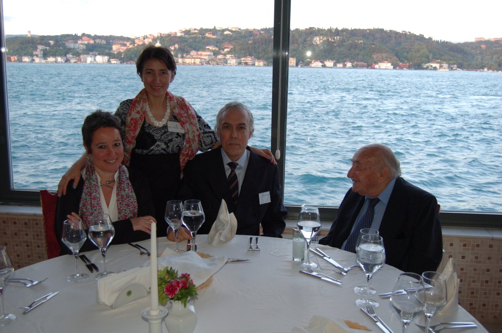 26/05/2012 Geleneksel Mezunlar Yemeği