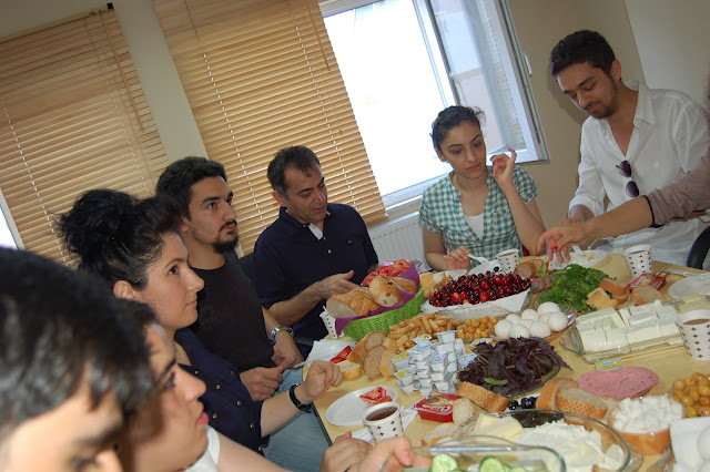 Dereceye giren 2012 mezunları ile kahvaltı