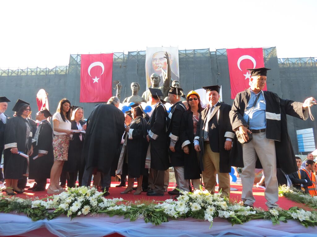 2014 MEZUNİYET TÖRENİ - 1984 mezunlarının sembolik mezuniyetleri