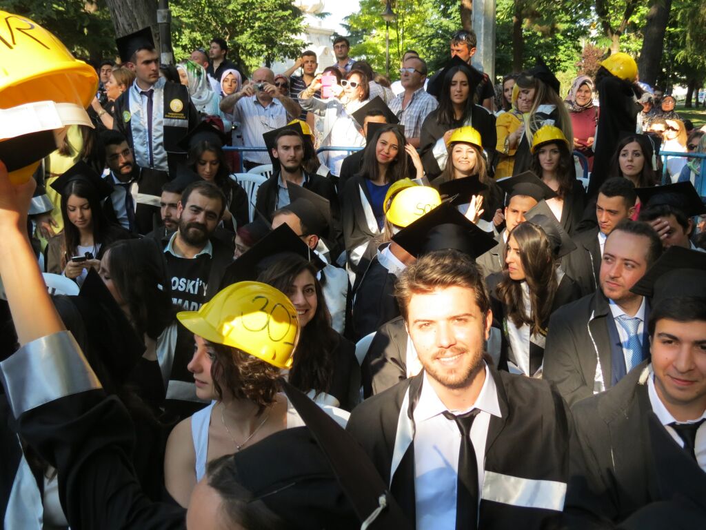 2014 MEZUNİYET TÖRENİ - 1984 mezunlarının sembolik mezuniyetleri