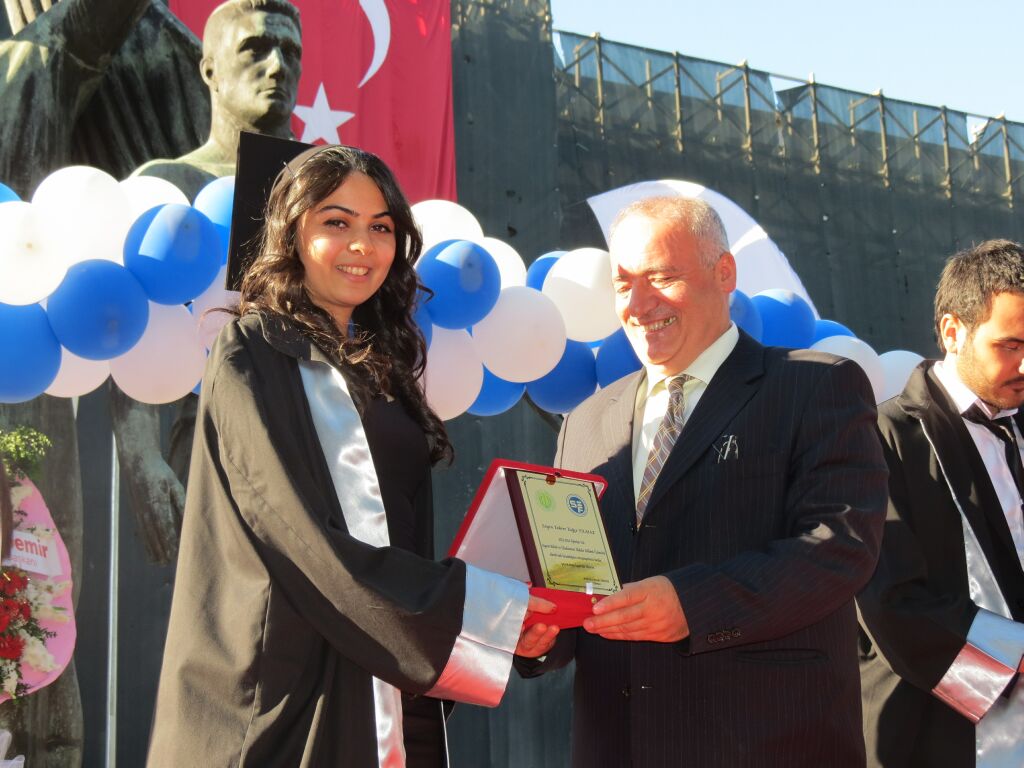 2014 MEZUNİYET TÖRENİ - 1984 mezunlarının sembolik mezuniyetleri