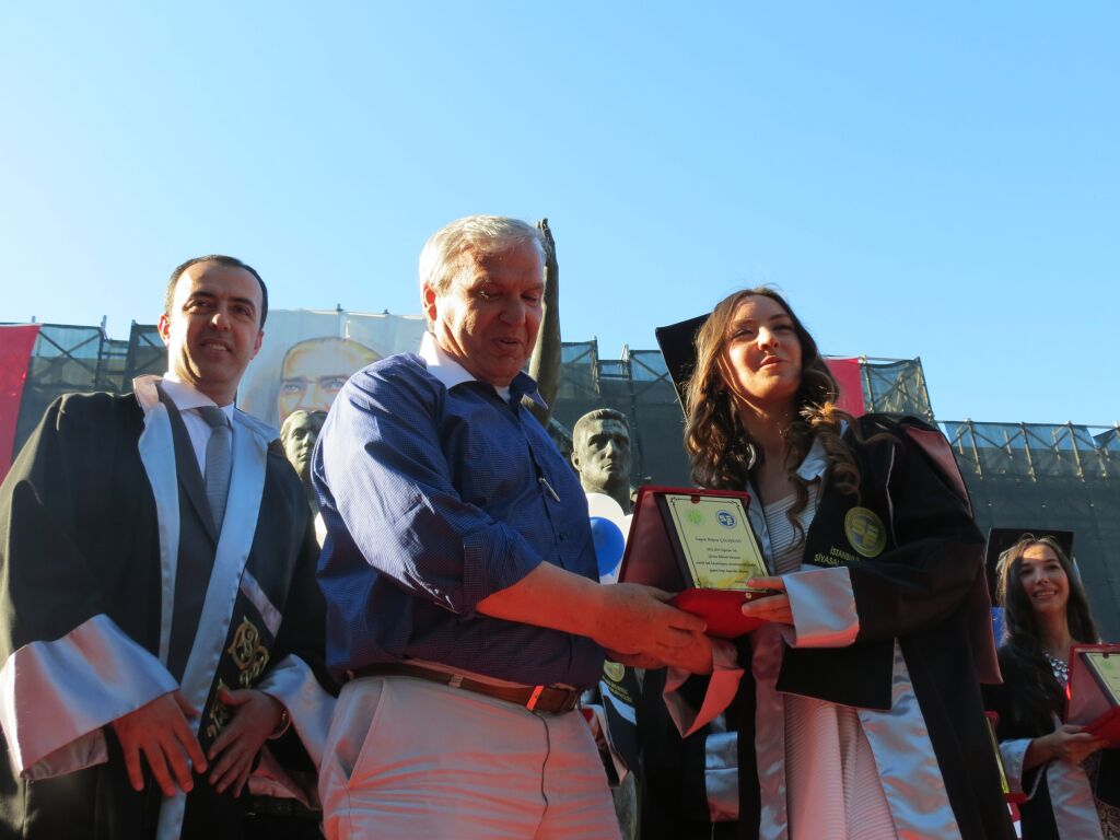 2014 MEZUNİYET TÖRENİ - 1984 mezunlarının sembolik mezuniyetleri