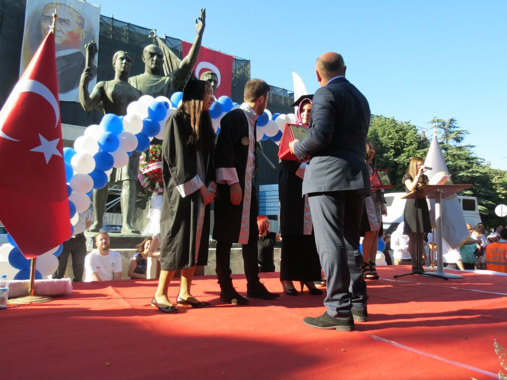 2014 MEZUNİYET TÖRENİ - 1984 mezunlarının sembolik mezuniyetleri